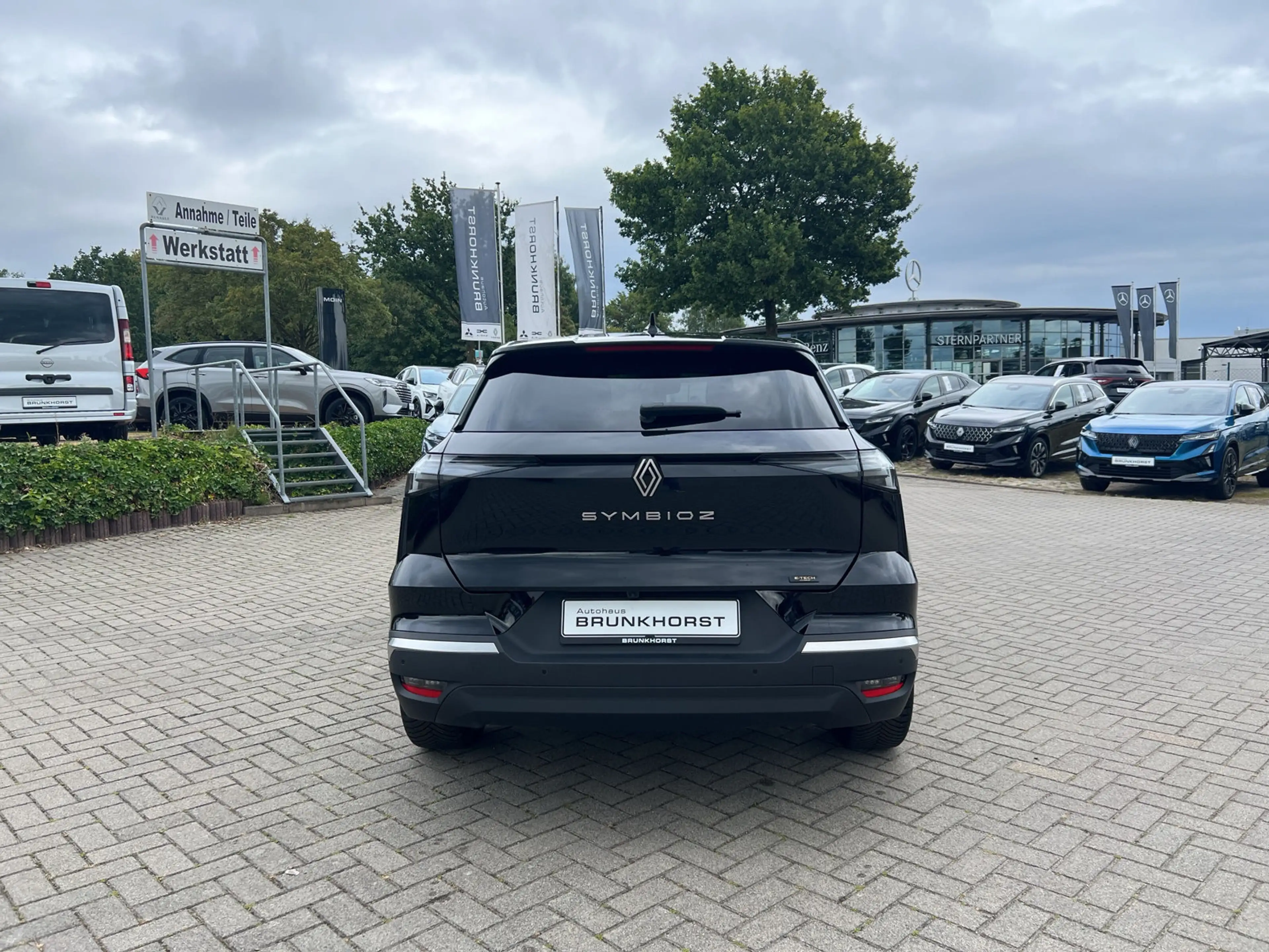 Renault Symbioz E-TECH Full Hybrid 160 Techno GJR+RFK+SHZ+LED — photo 2