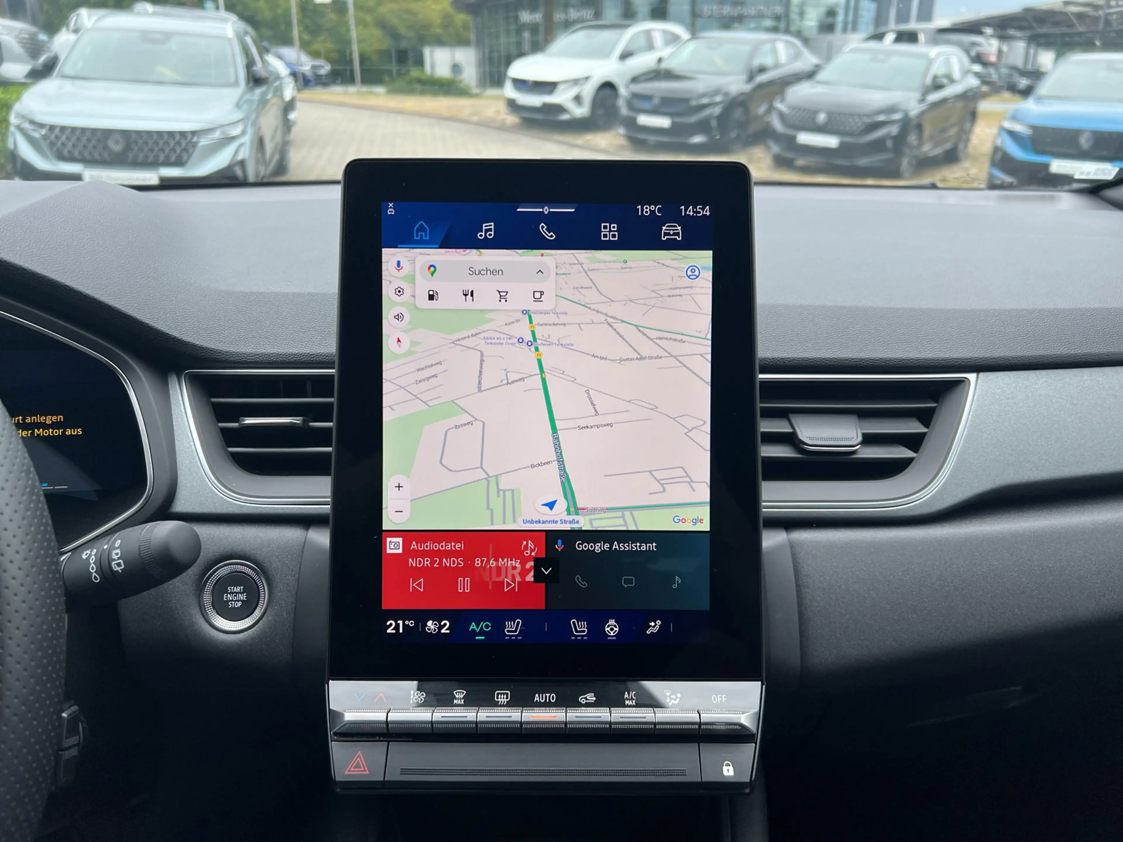 Renault Symbioz E-TECH Full Hybrid 160 Techno GJR+RFK+SHZ+LED — photo 11