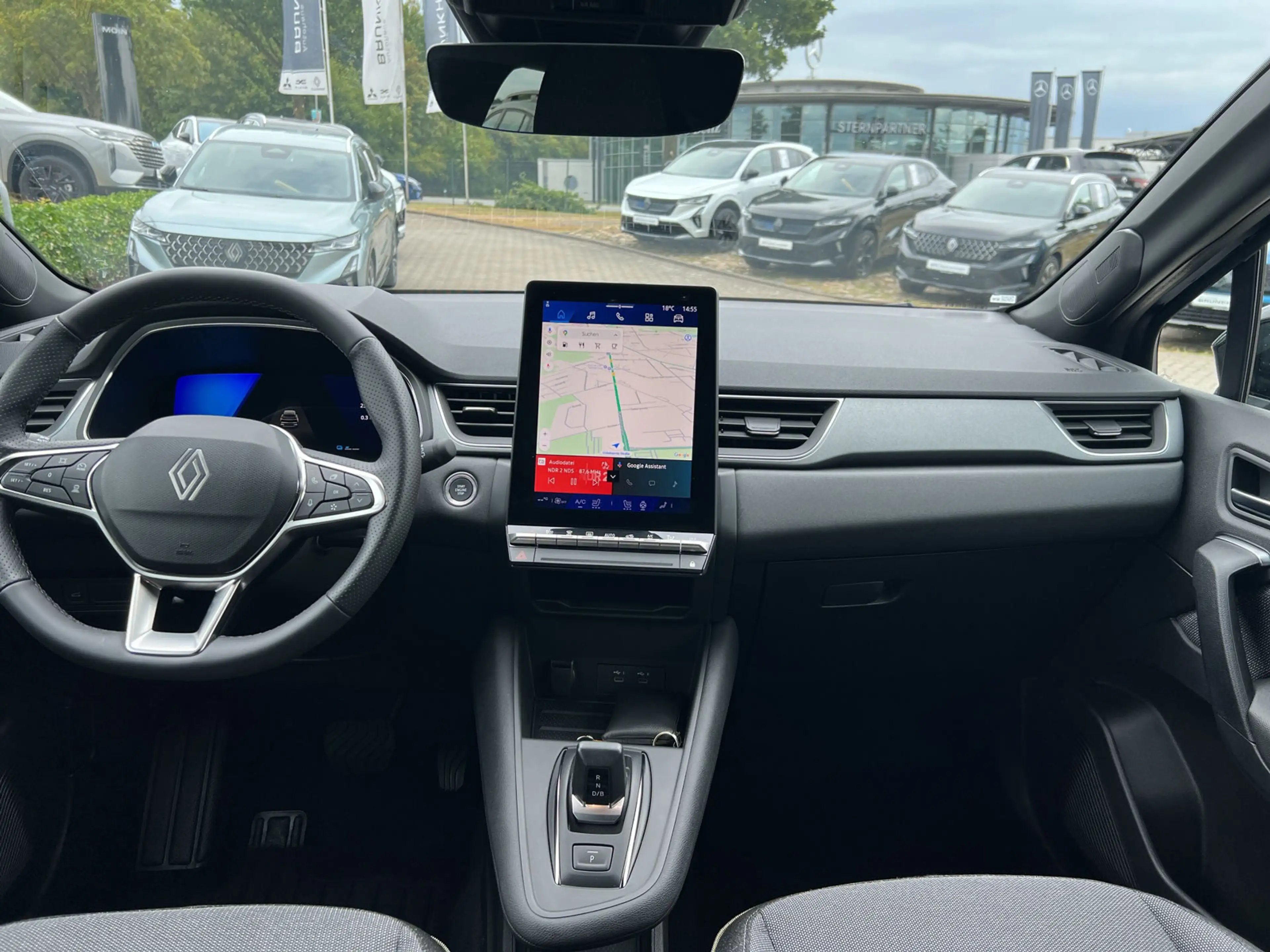Renault Symbioz E-TECH Full Hybrid 160 Techno GJR+RFK+SHZ+LED — photo 6