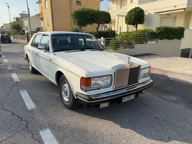 Rolls-Royce Silver Spur Silver Spur 6.8