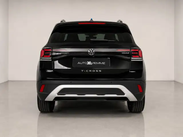 Volkswagen T-Cross view 5