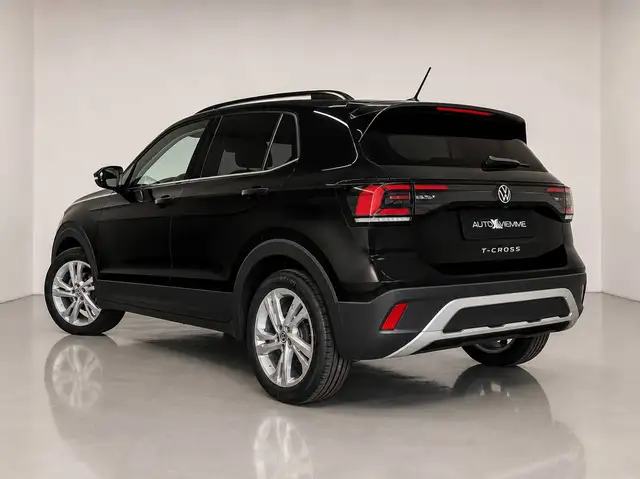 Volkswagen T-Cross view 6