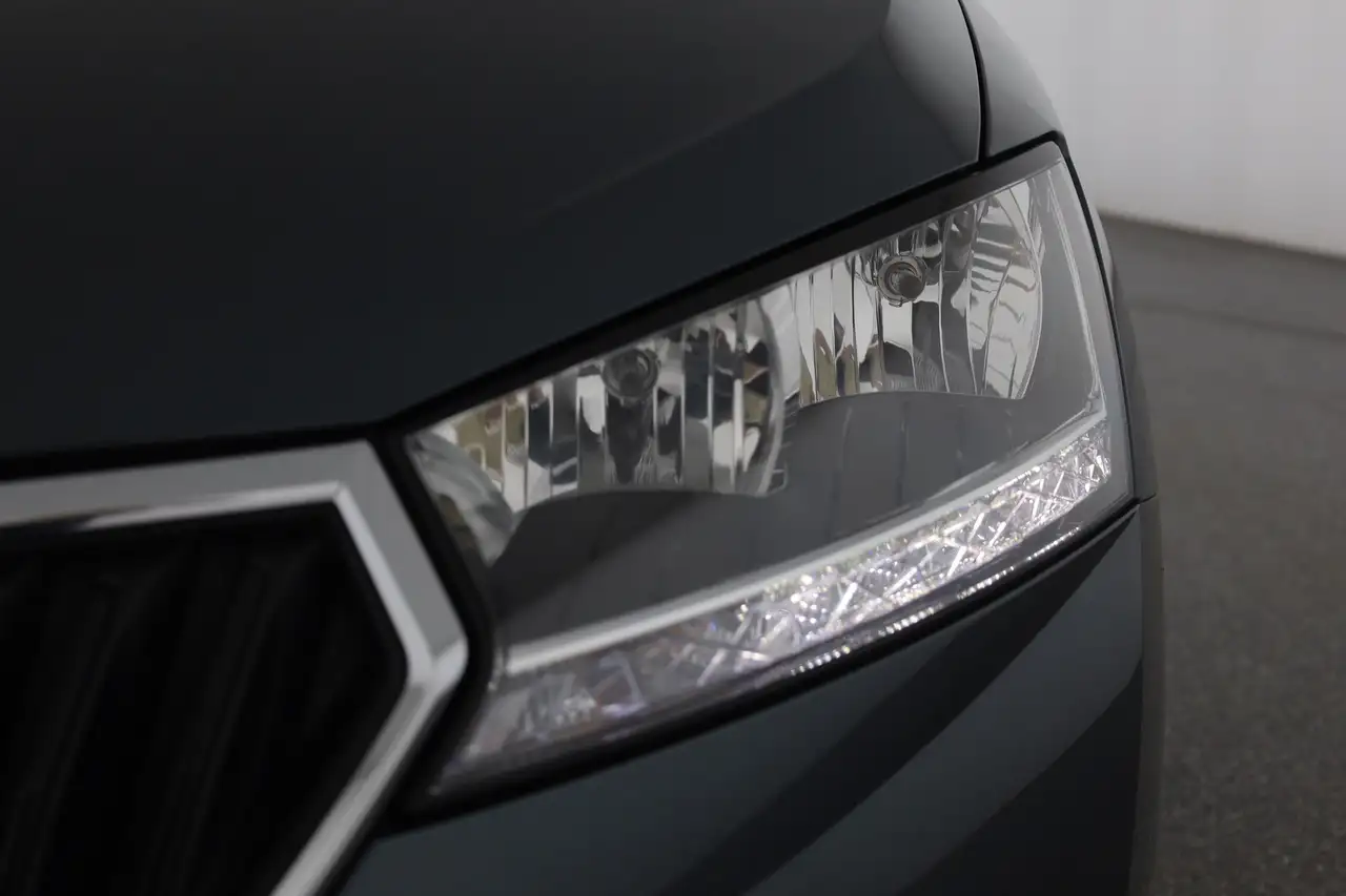 Skoda Fabia 1.0 MPI Cool Plus Klima Sitzheizung DAB, миниатюра 25