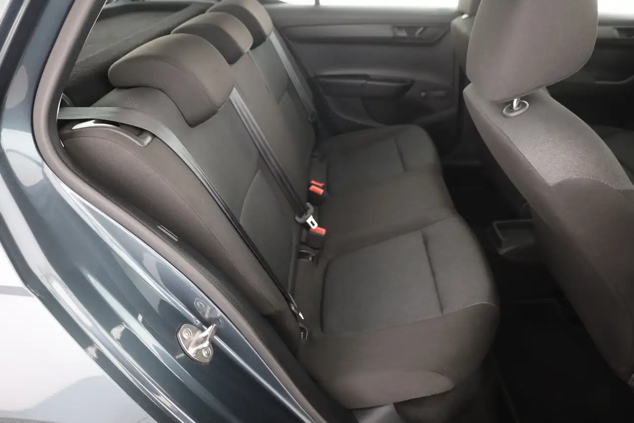 Skoda Fabia 1.0 MPI Cool Plus Klima Sitzheizung DAB, миниатюра 22