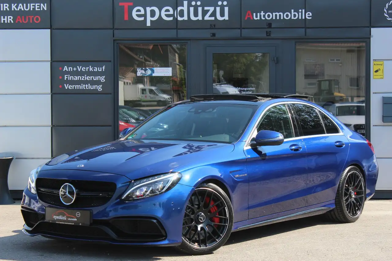 Mercedes-Benz C 63 AMG