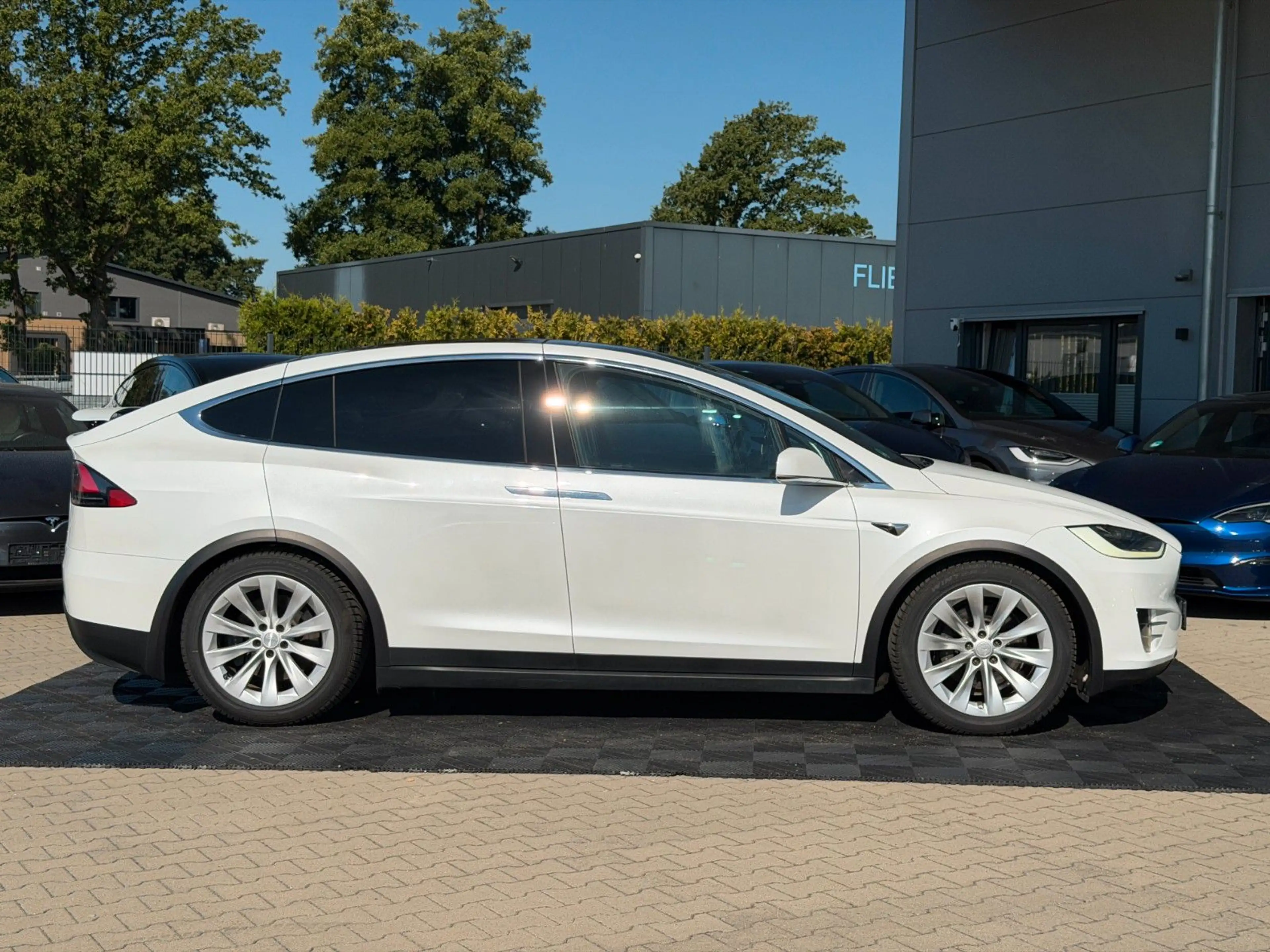 Tesla Model X MODEL X RAVEN LONG RANGE RAVEN | FULL SELF DRIVE — photo 9