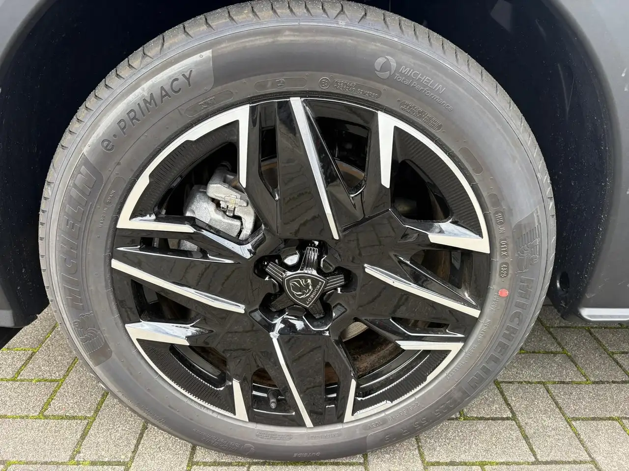 Peugeot 5008 GT Exclus.145 MHEV EAT 7-Sitz AHK Navi 360, миниатюра 9