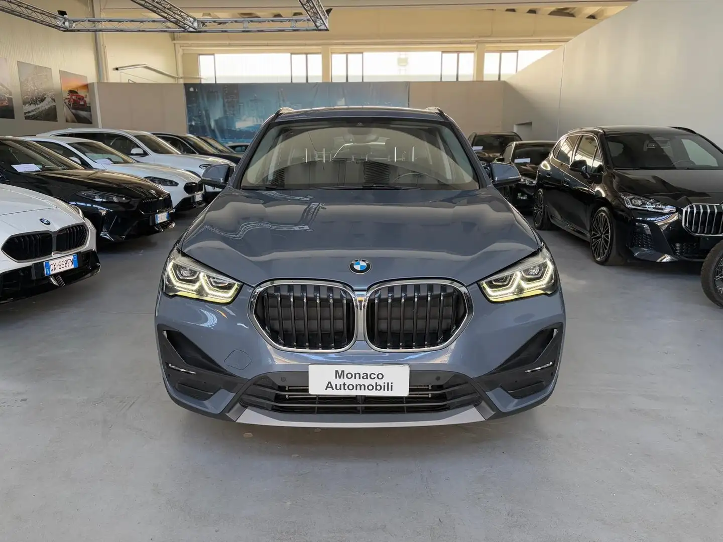 BMW X1 X1 F48 sdrive18d Business Advantage auto Blu/Azzurro - 2