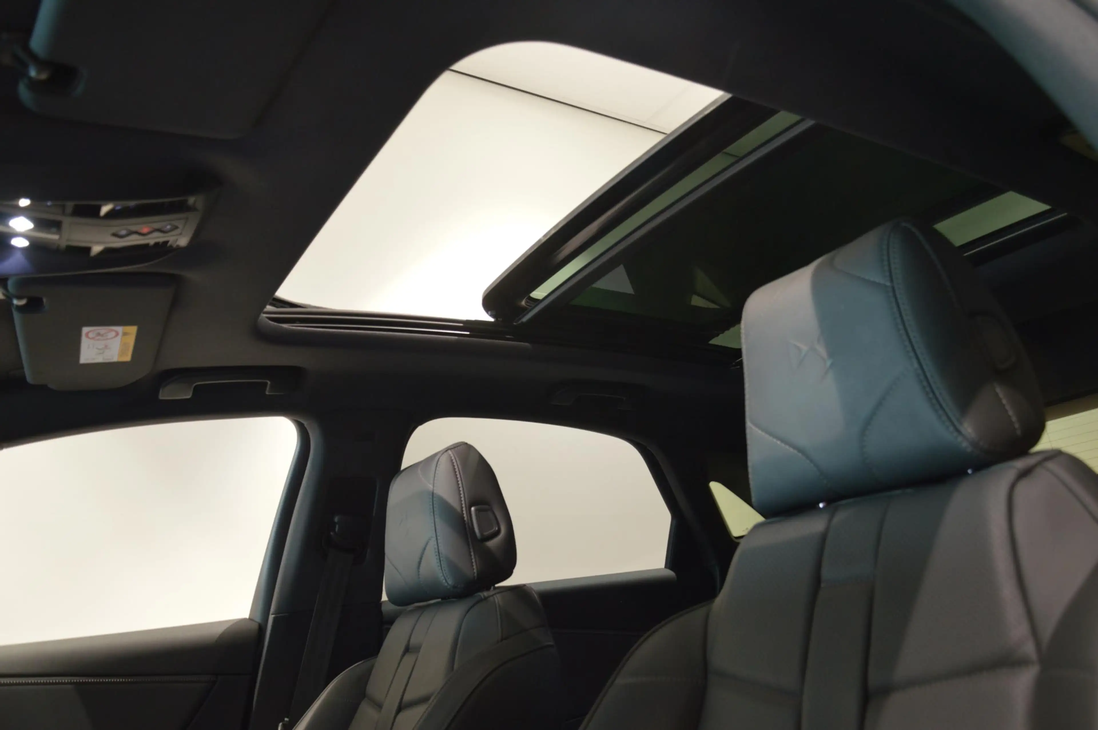 DS Automobiles DS 7 1.6 PHEV 300 4x4 Etoile — photo 11