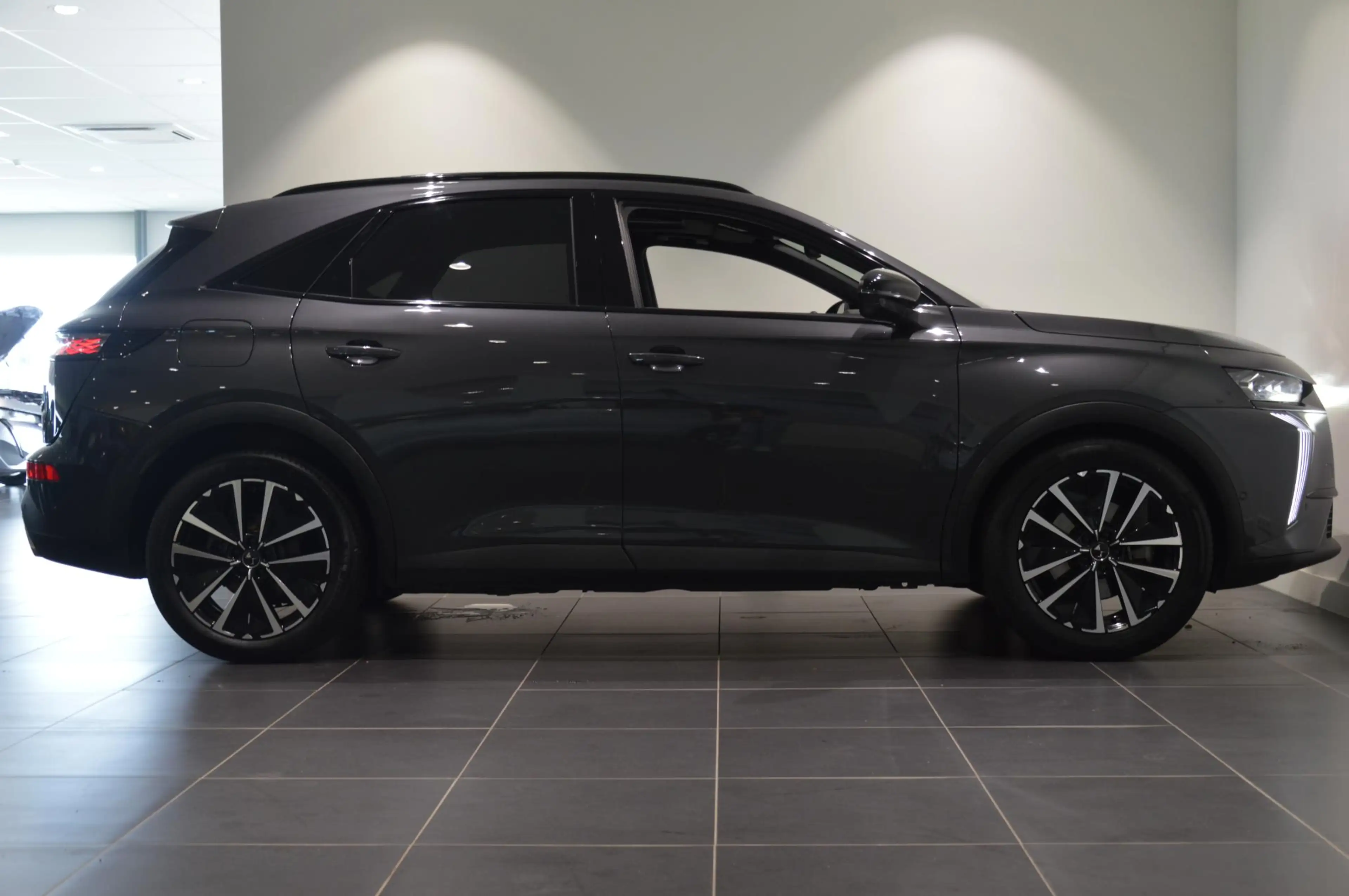 DS Automobiles DS 7 1.6 PHEV 300 4x4 Etoile — photo 6