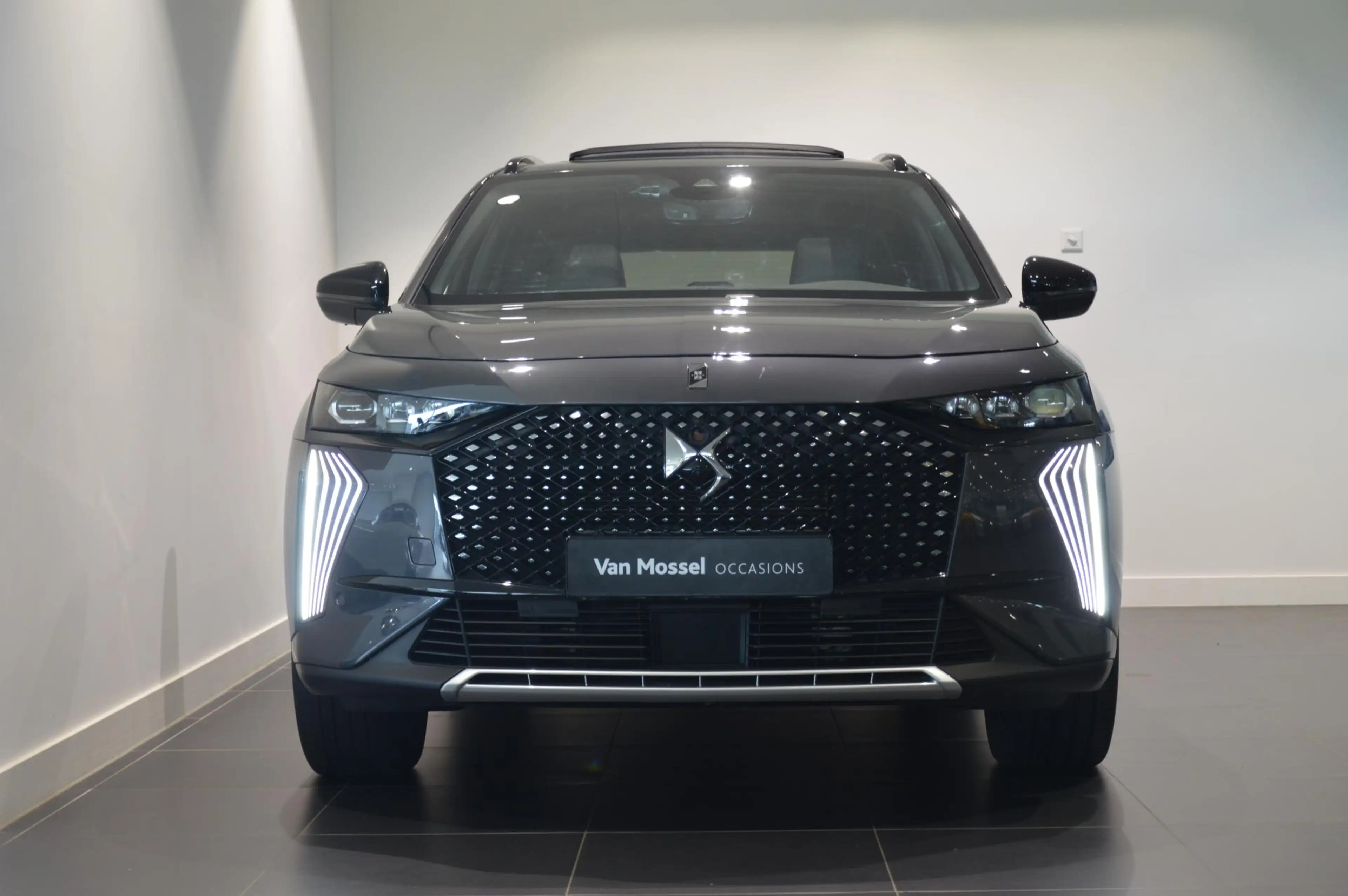 DS Automobiles DS 7 1.6 PHEV 300 4x4 Etoile — photo 2