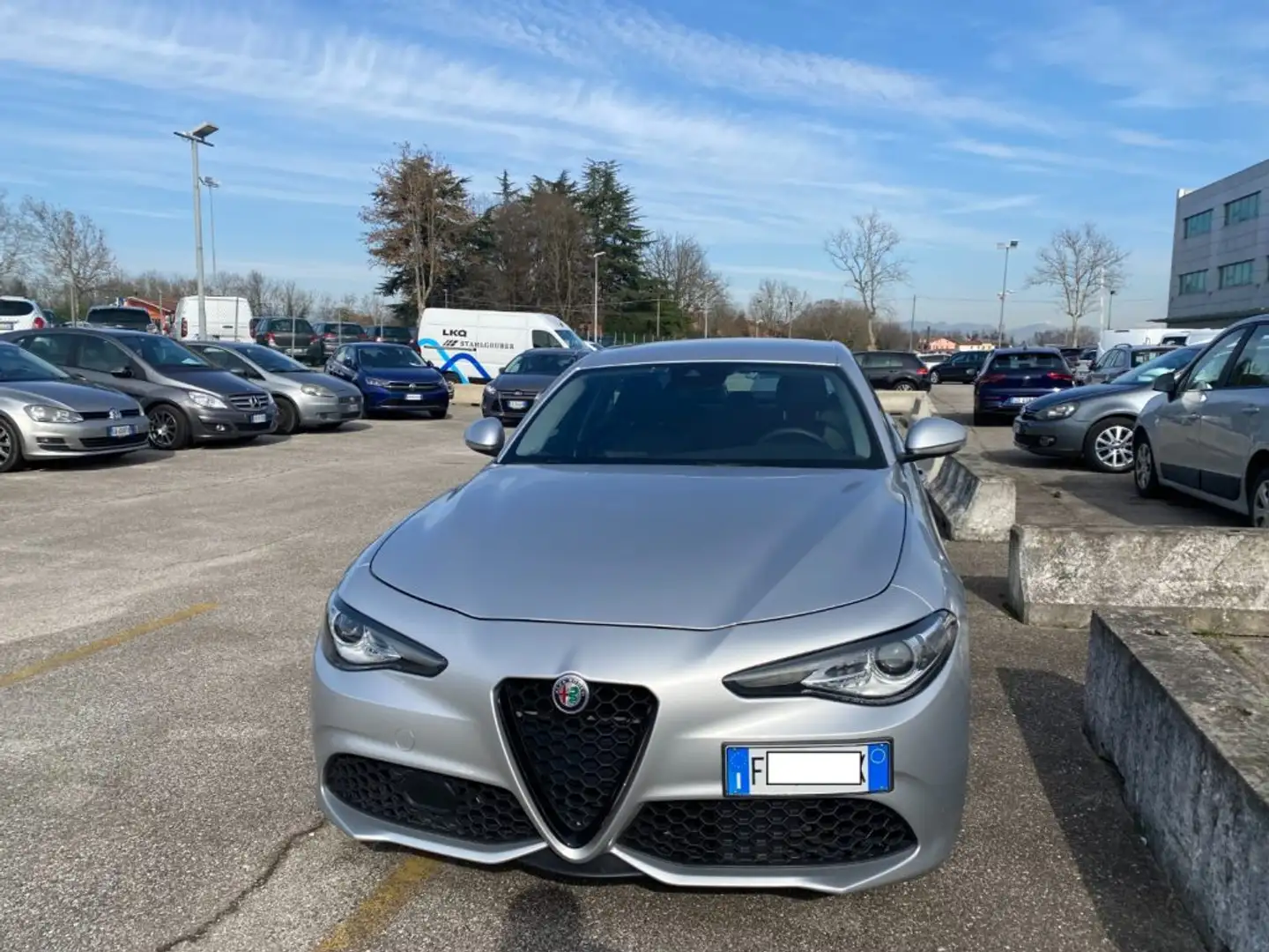 Alfa Romeo Giulia 2.2 T 180 ats CV  x commercianti Argento - 2