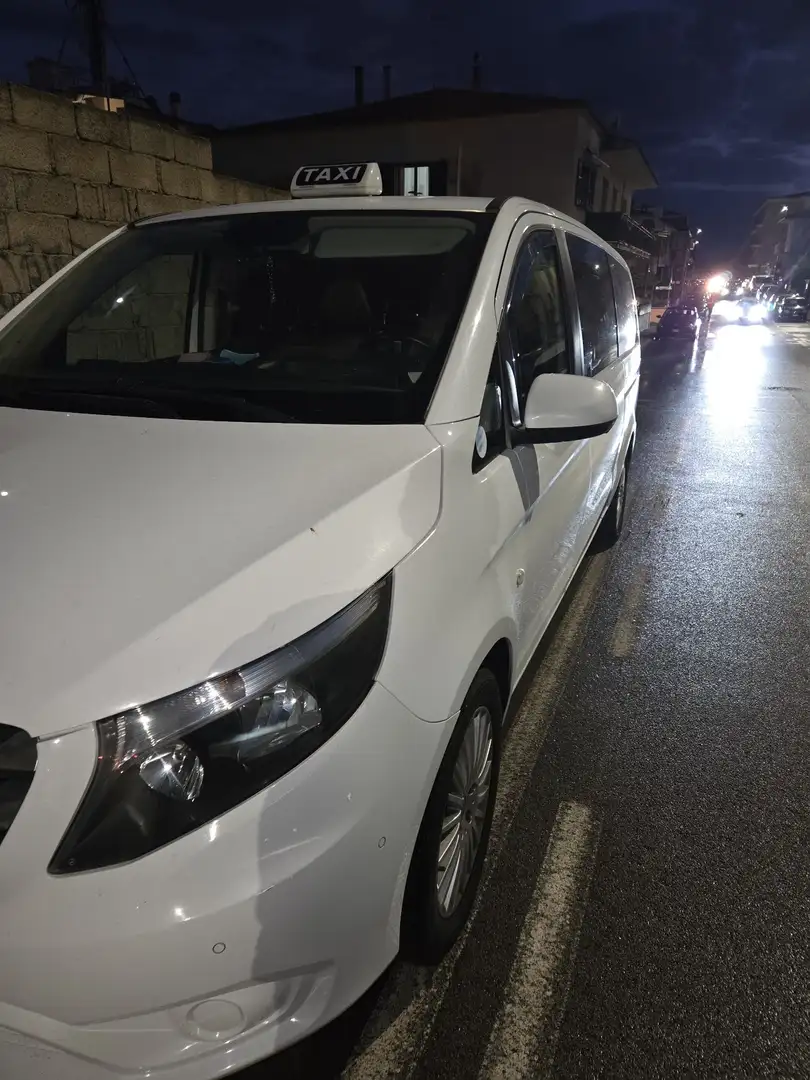 Mercedes-Benz Vito Mercedes Benz Vito  9 posti . int. in pelle . Blanc - 2