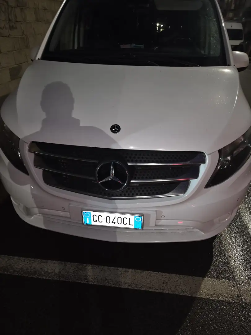 Mercedes-Benz Vito Mercedes Benz Vito 9 posti . int. in pelle . Blanc - 1