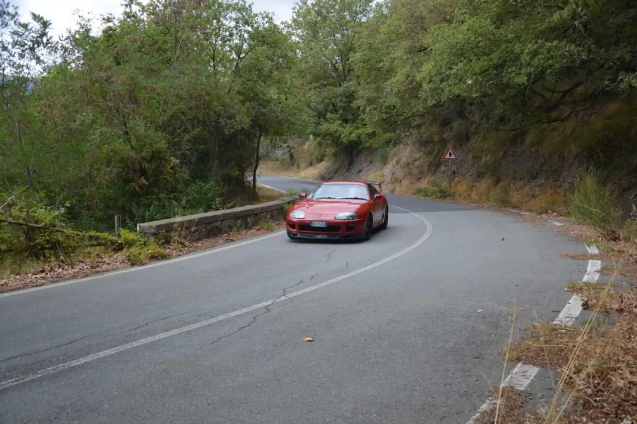 Toyota Supra 3.0i, foto 2