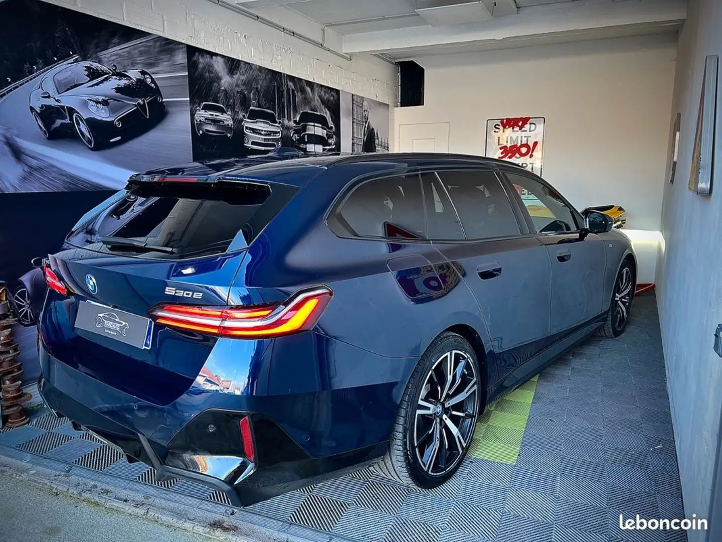 BMW 530 Touring serie (g61) 530e phev 299 m sport bva8 Azul - 2