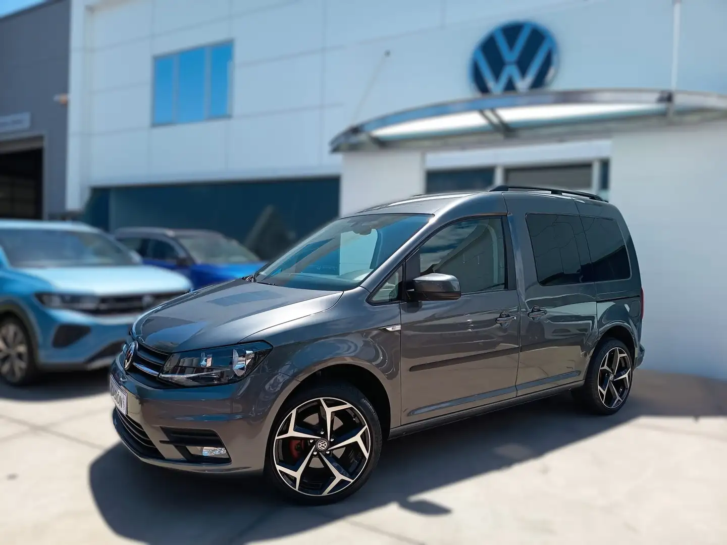 Volkswagen Caddy 1.2 TSI Trendline 7pl. Grau - 2