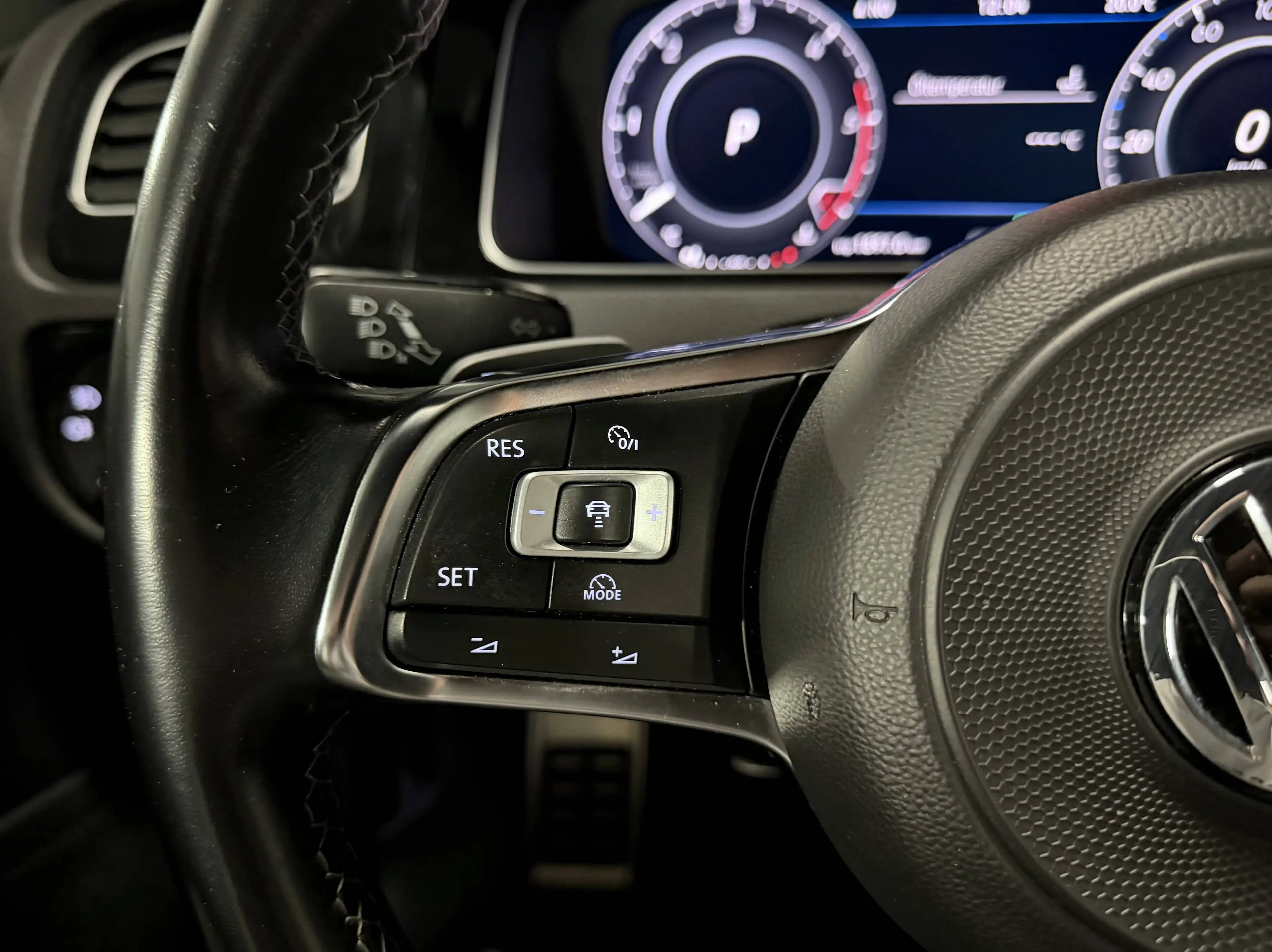 Volkswagen Golf GTD 7.5 - 2,0 TDI DSG Facelift | LED | VIRTUAL COCKPIT | ACC | SPORT — photo 14