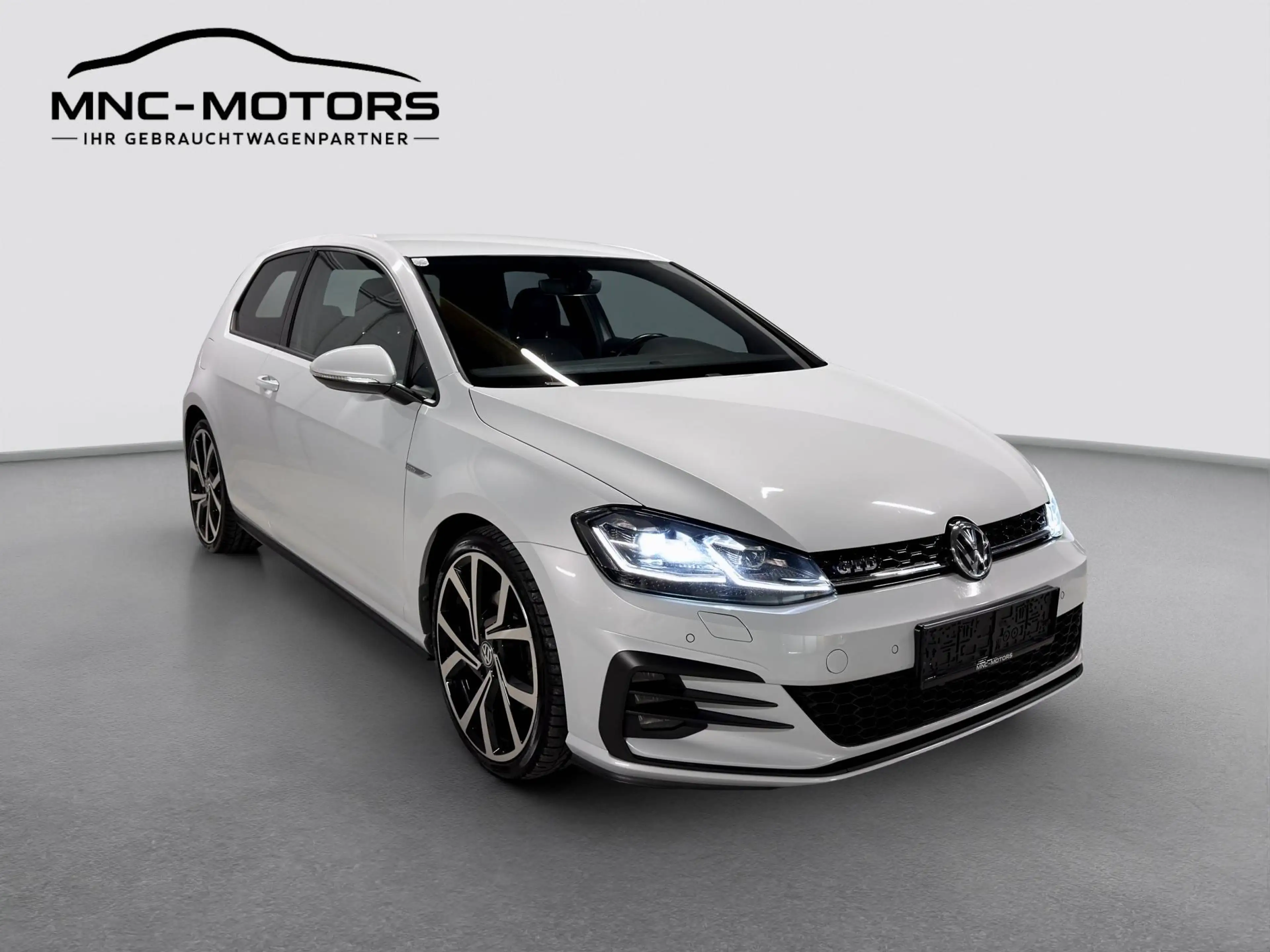 Volkswagen Golf GTD 7.5 - 2,0 TDI DSG Facelift | LED | VIRTUAL COCKPIT | ACC | SPORT — photo 3