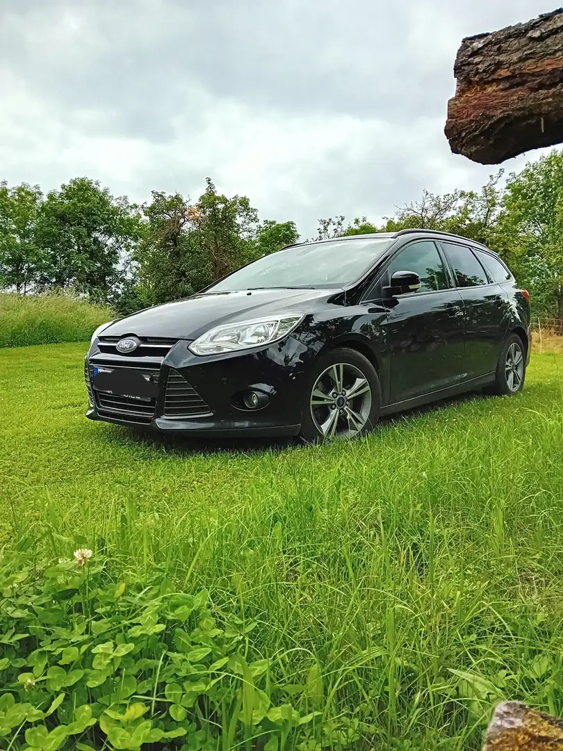 Ford Focus Turnier 2.0 TDCi DPF Aut. Champions Edition Schwarz - 2