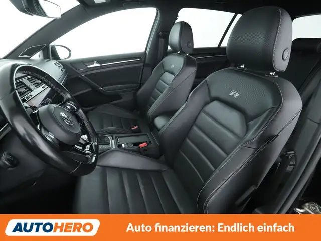 Volkswagen Golf view 10