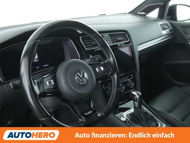 Volkswagen Golf view 11