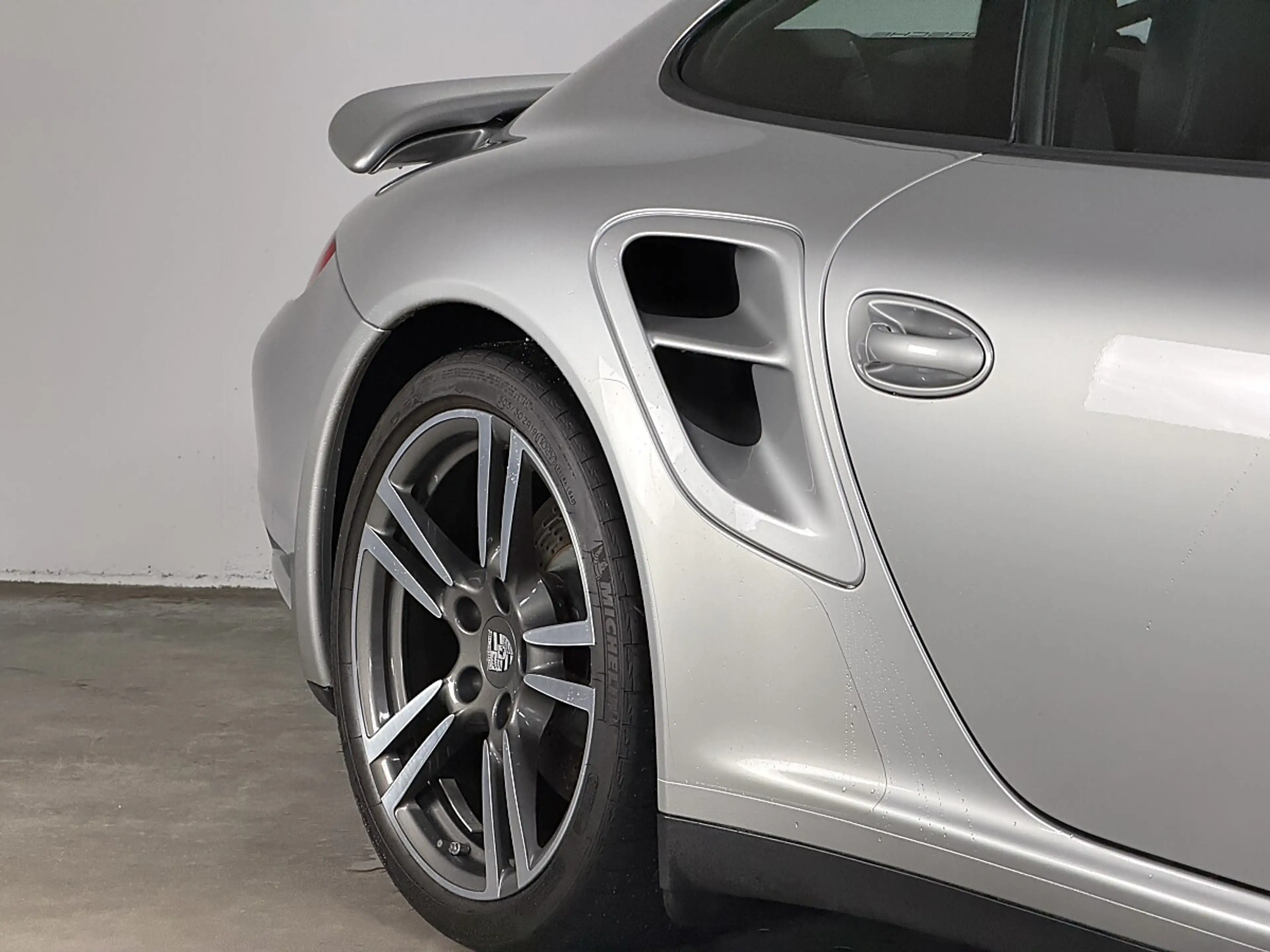Porsche 997 911 997.2 Turbo PDK "Österreichische Auslieferung" — photo 9