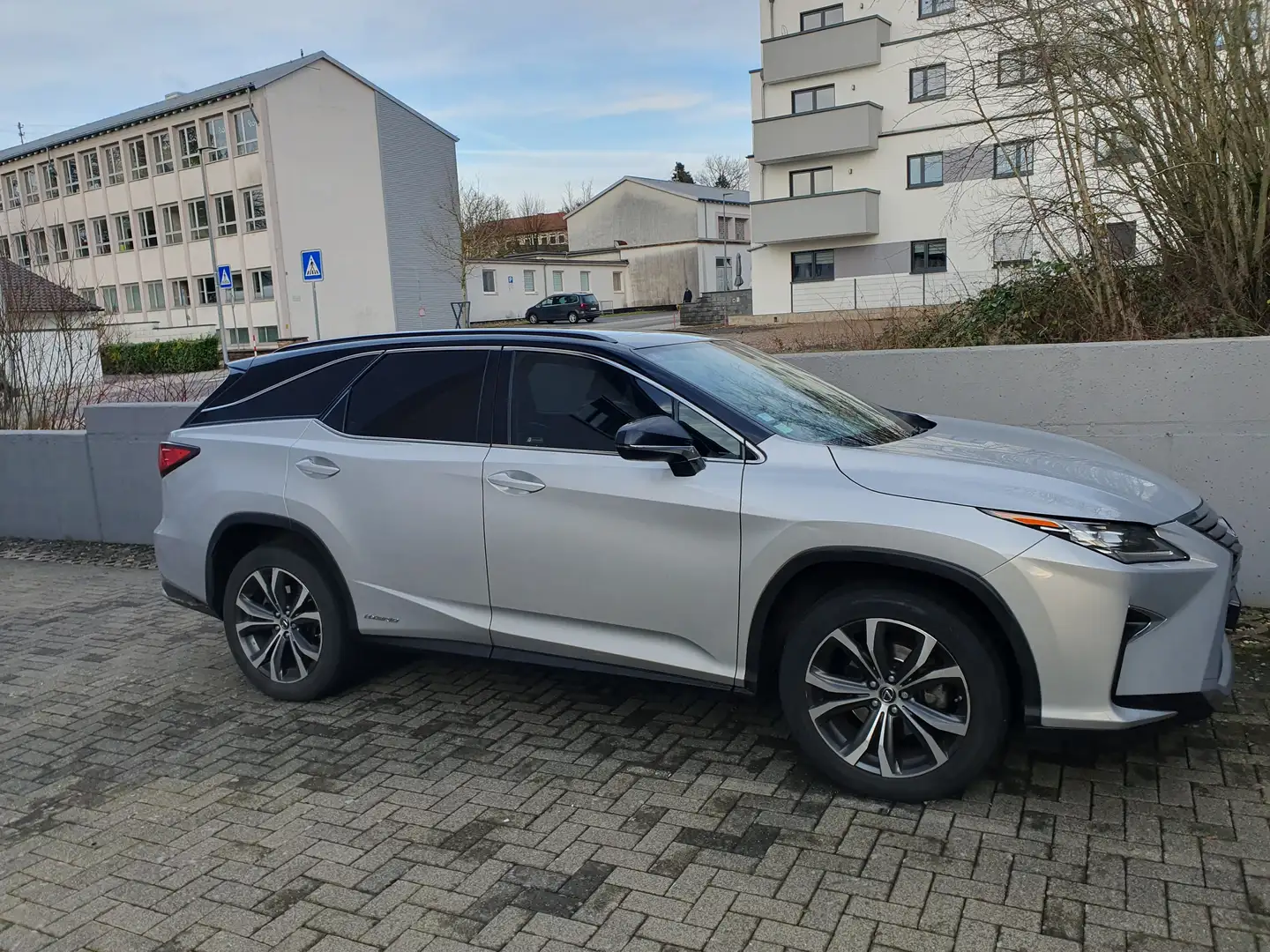 Lexus RX 450h RX 450h Executive Line Lang 7 Sitze Plateado - 1