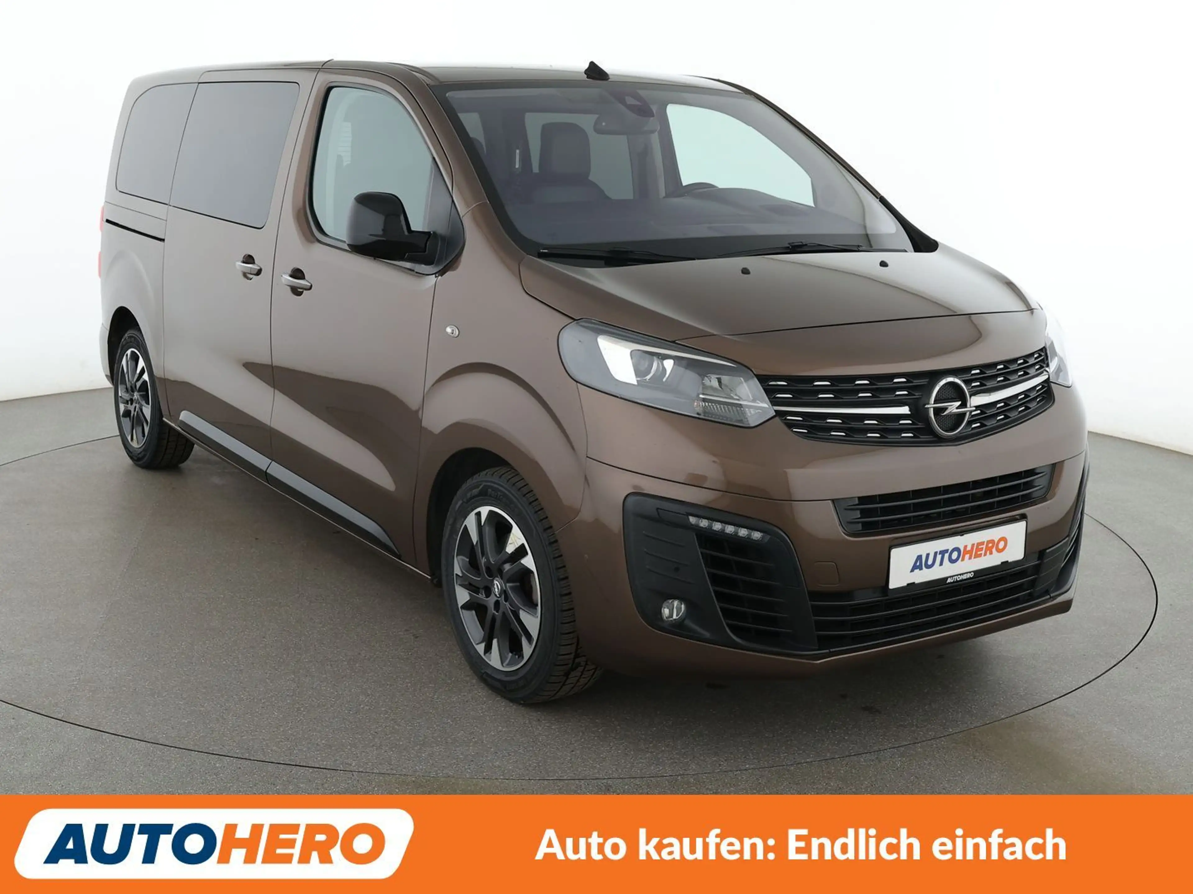 Opel Zafira Life 2.0 CDTI M INNOVATION L2 Aut.*NAVI*BiXENON*CAM* — photo 8