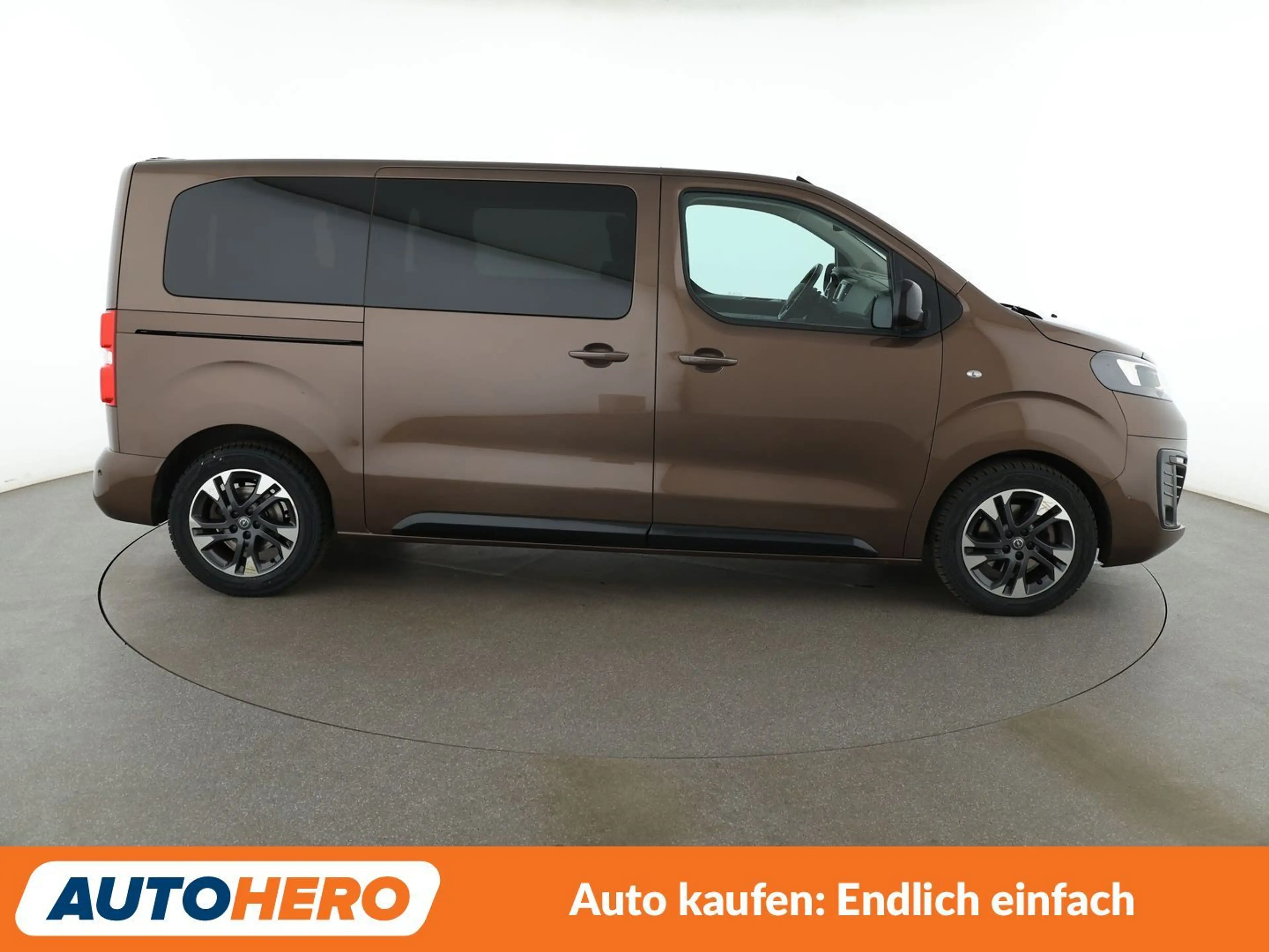 Opel Zafira Life 2.0 CDTI M INNOVATION L2 Aut.*NAVI*BiXENON*CAM* — photo 7