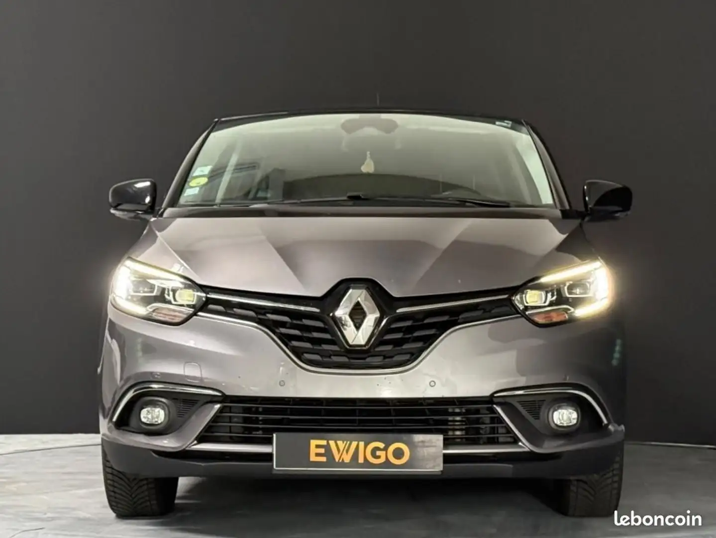 Renault Grand Scenic Scénic 1.7L BLUEDCi 120CH EDC INTENS Gris - 2