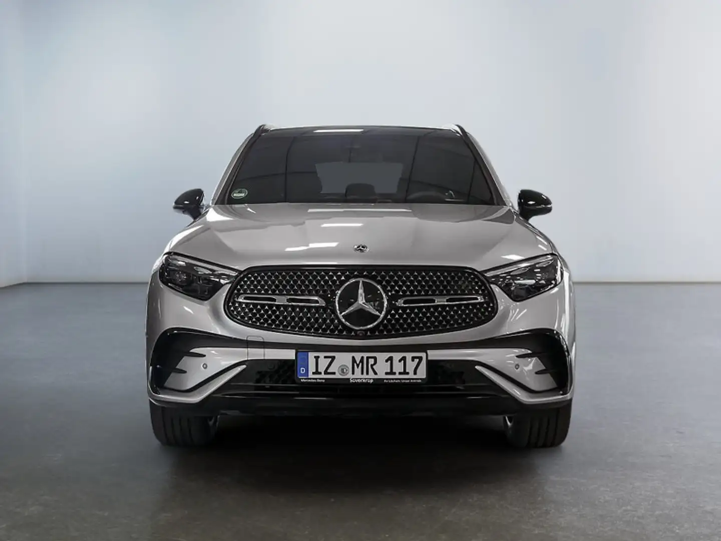 Mercedes-Benz GLC 220 d 4M AMG NIGHT SPUR PANO AHK 360 PDC Silber - 2