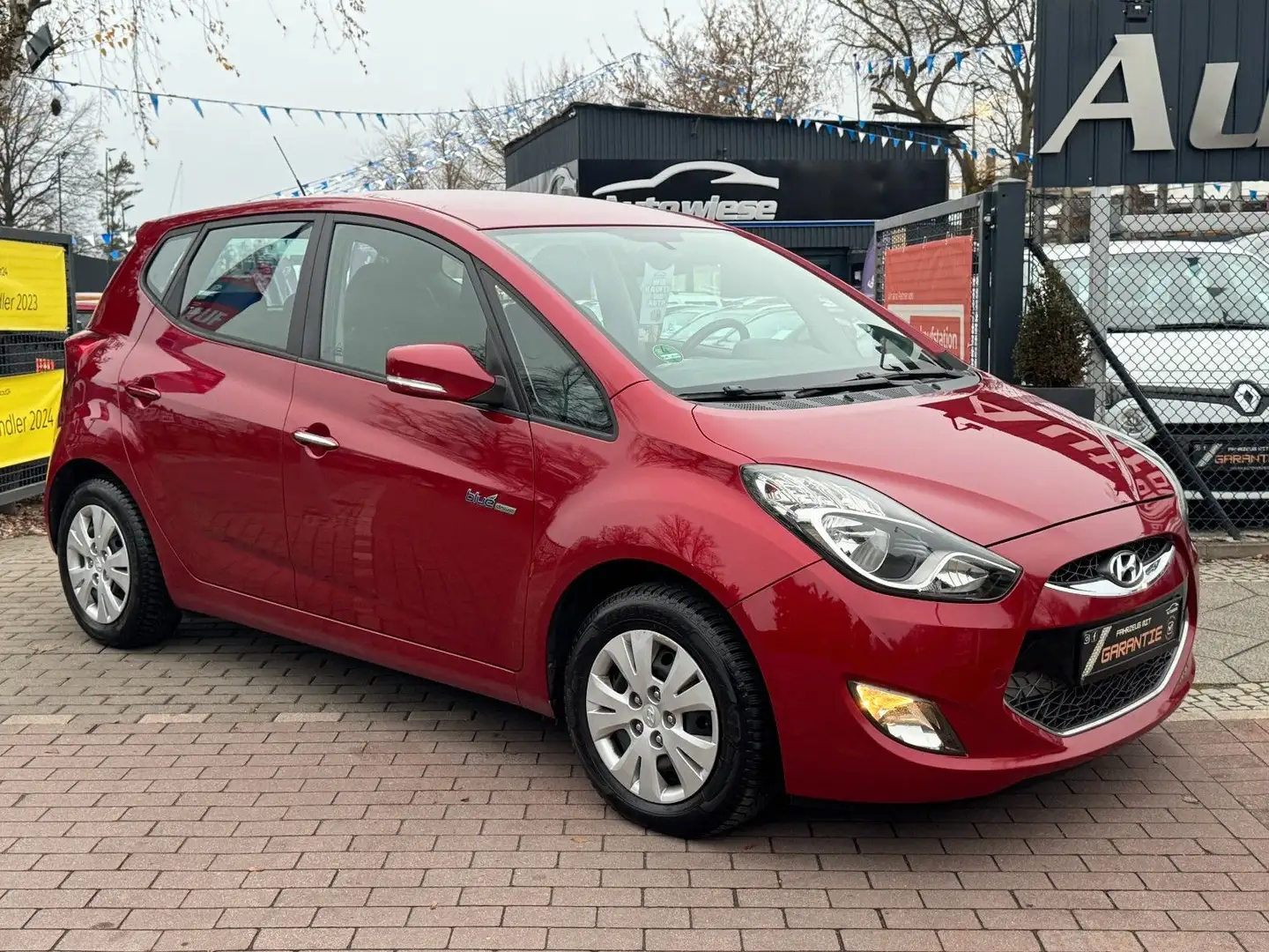 Hyundai iX20 1.4 Comfort*Temp.*Klimaaut.*PDC*2.HD* Rot - 1