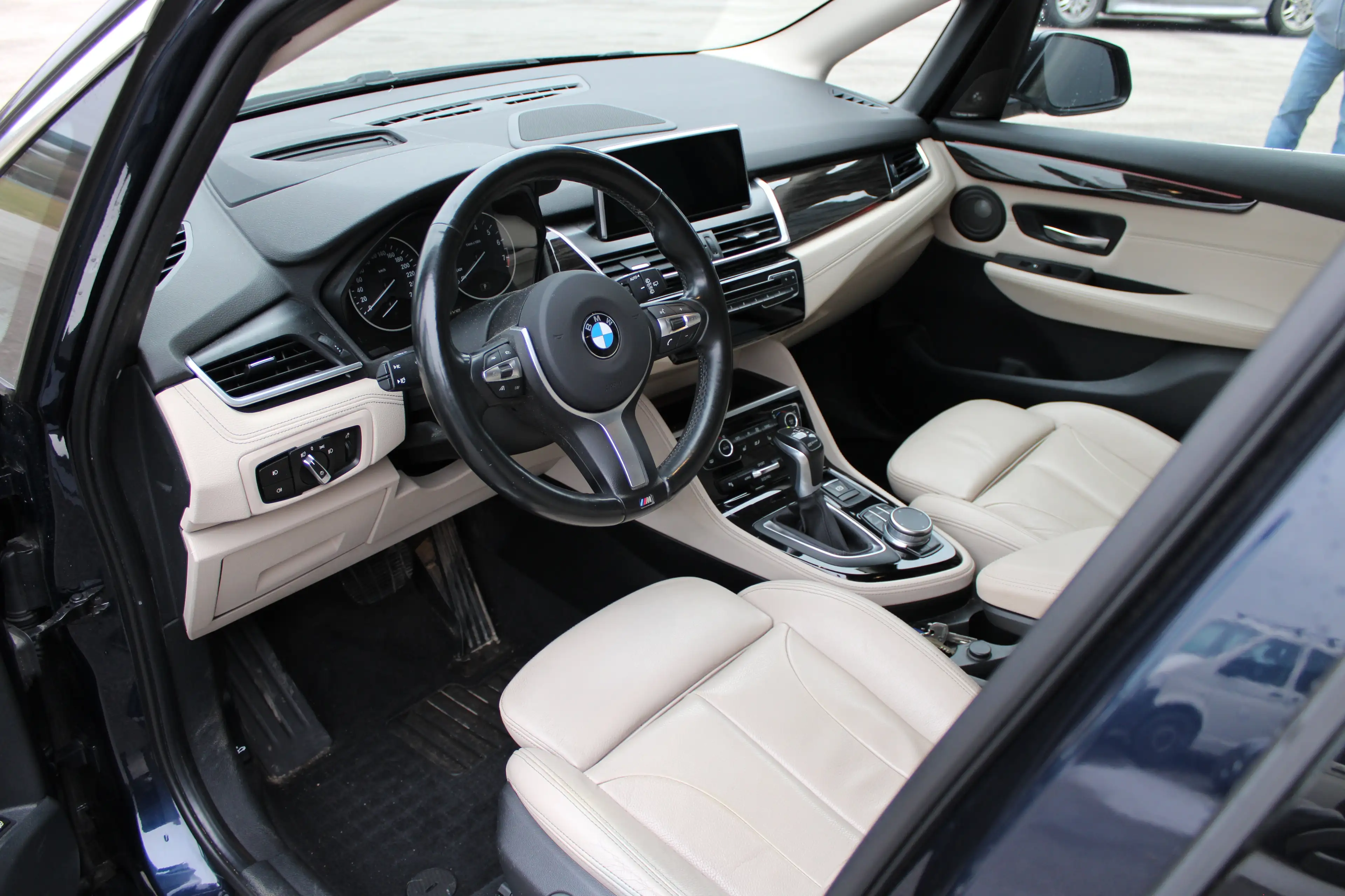 BMW 225 Luxury Line Aut.*tolle Ausstattung* — photo 5