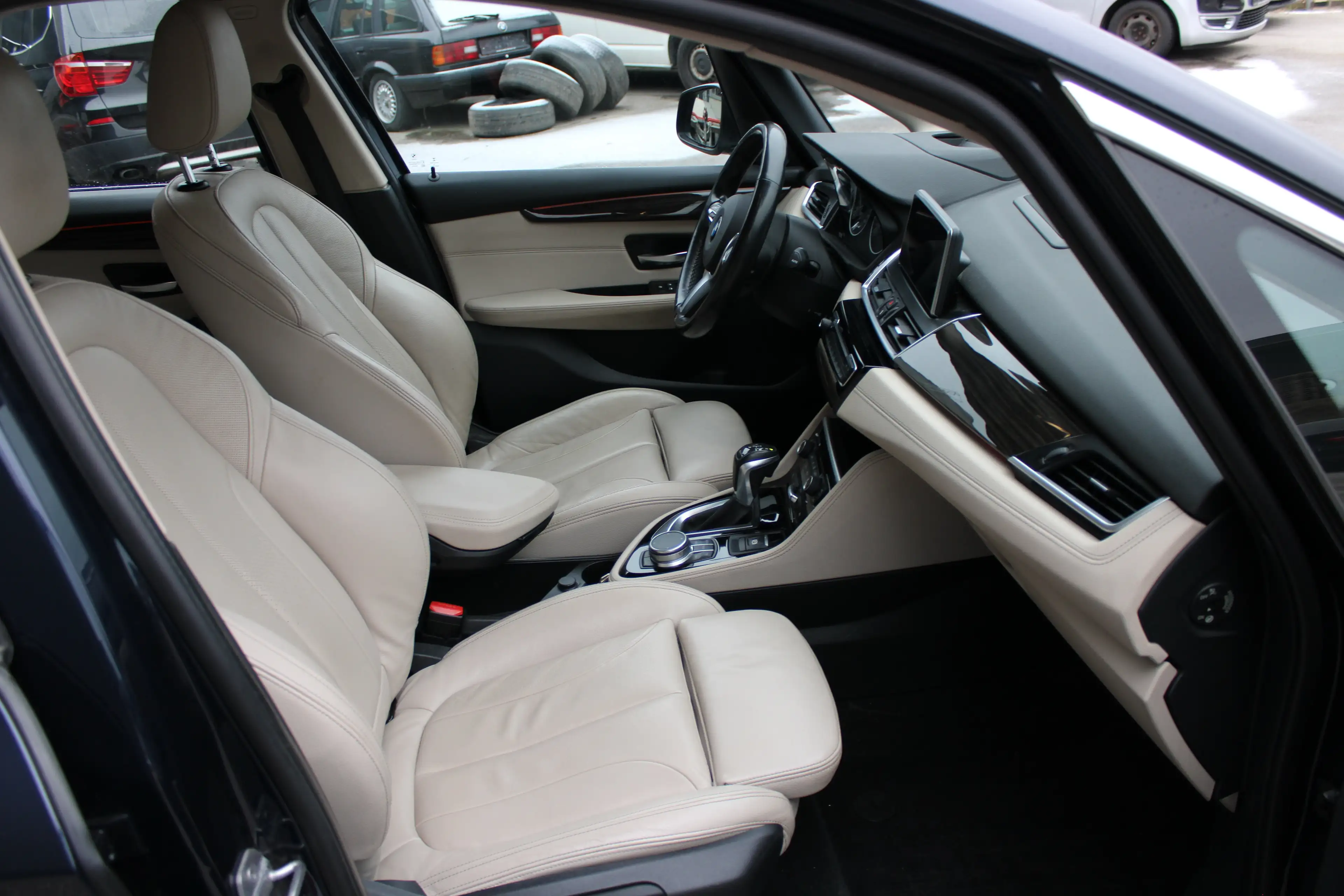 BMW 225 Luxury Line Aut.*tolle Ausstattung* — photo 7