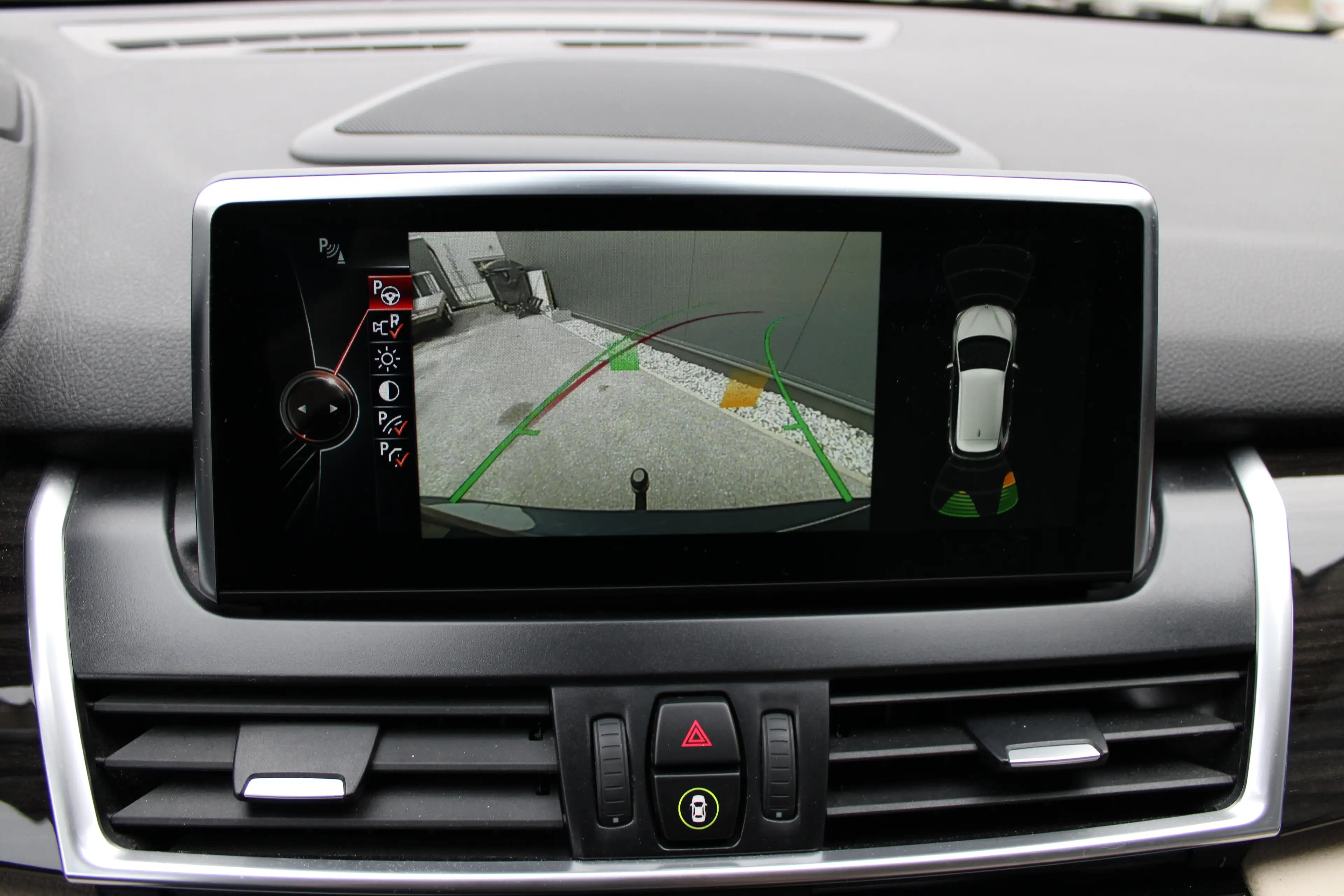 BMW 225 Luxury Line Aut.*tolle Ausstattung* — photo 12