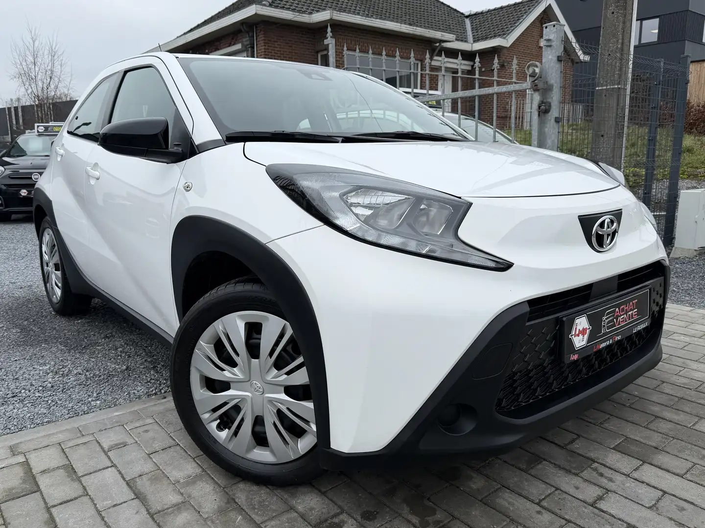 Toyota Aygo X Apple-Caméra🔝19.896 km🔝Gar 5/2034 Blanc - 2