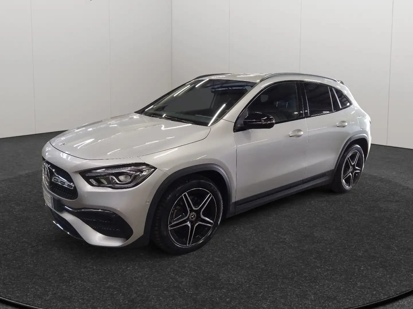 Mercedes-Benz GLA 200 GLA-H247 2020 - 200 d Premium 4matic auto Argento - 1