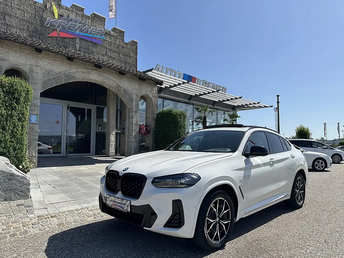 BMW X4 xDrive 30d 48 V Aut. M-PAKET/1.BESITZ/PANO/AHK/... Wit - 2