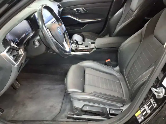 BMW 3 Series view 7