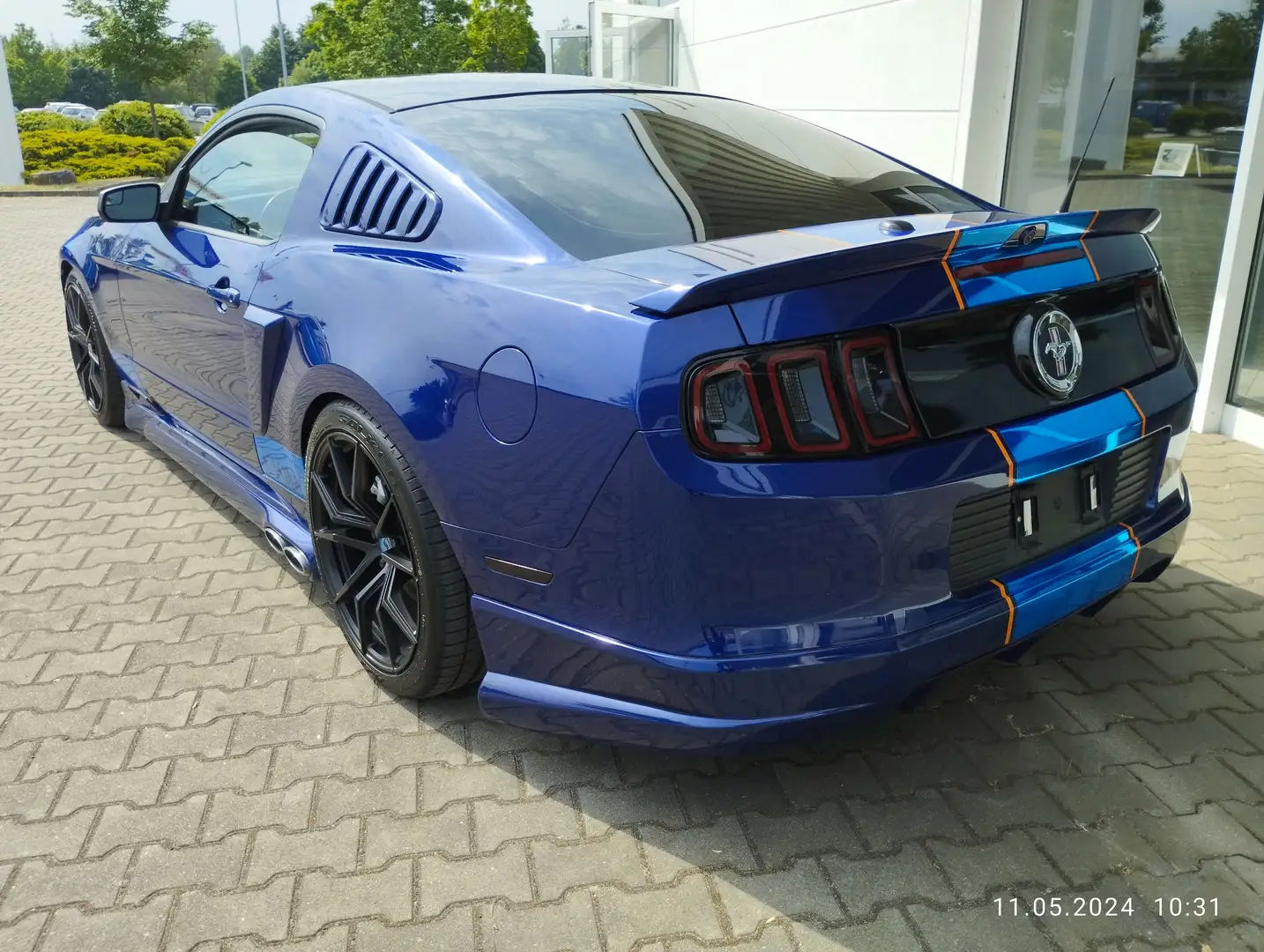 Ford Mustang Premium Package - Cervini Bodykit - Launch Control Blau - 2