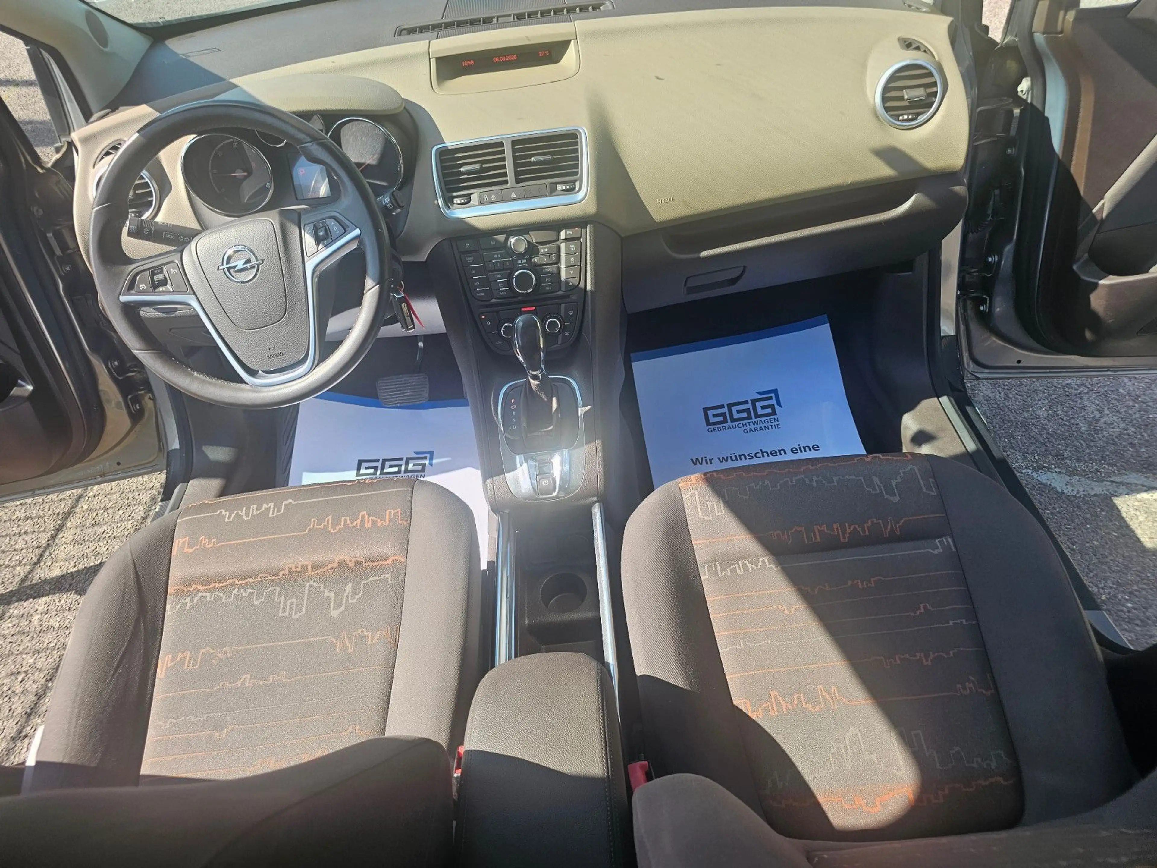 Opel Meriva B Design Edition — photo 14