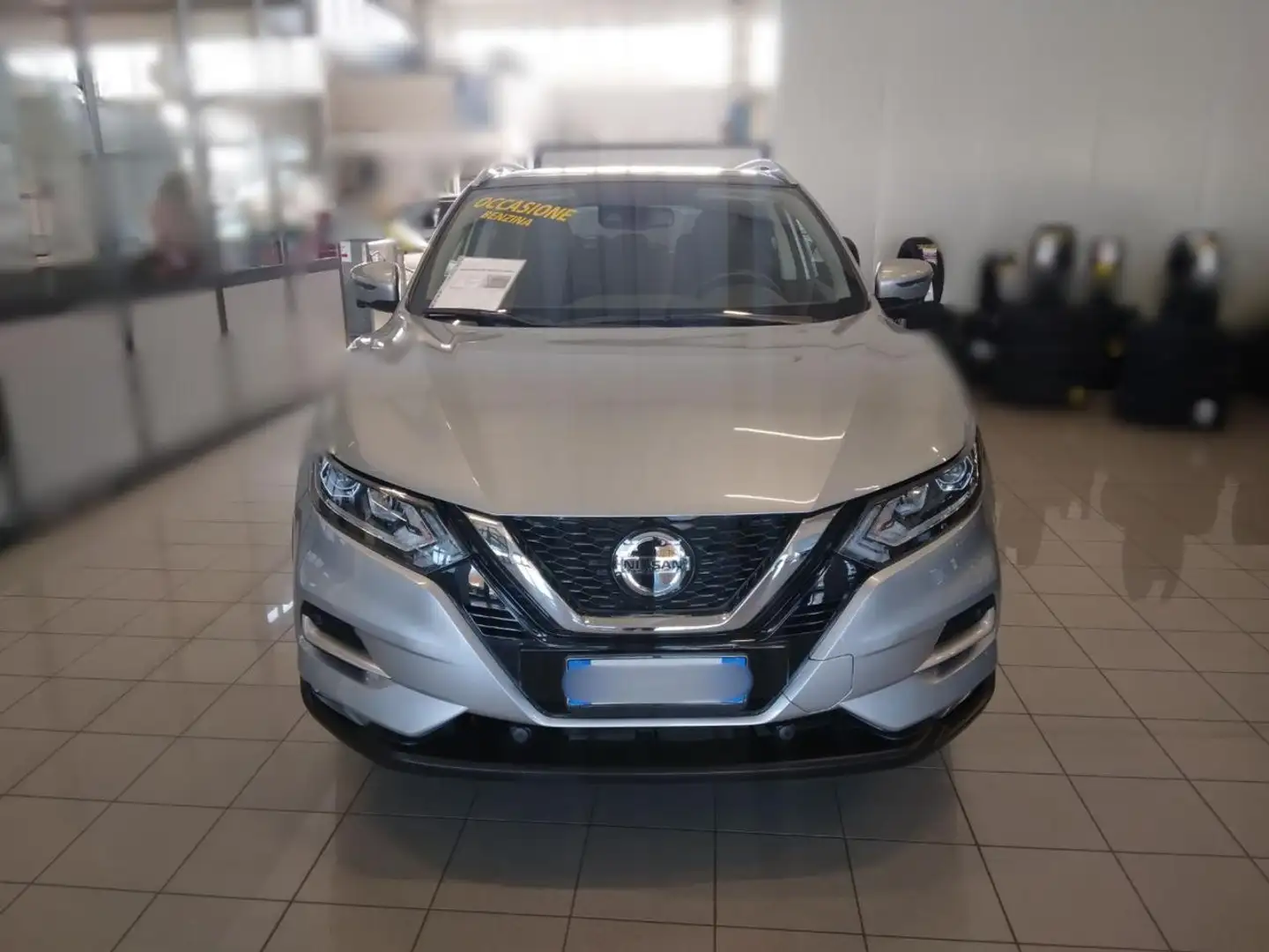 Nissan Qashqai 1.3 DIG-T 160 CV DCT N-Connecta Grijs - 1
