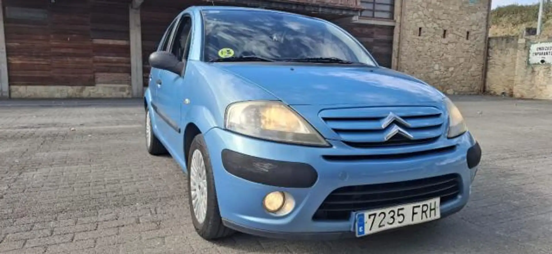 Citroen C3 1.4HDI Exclusive Blau - 2