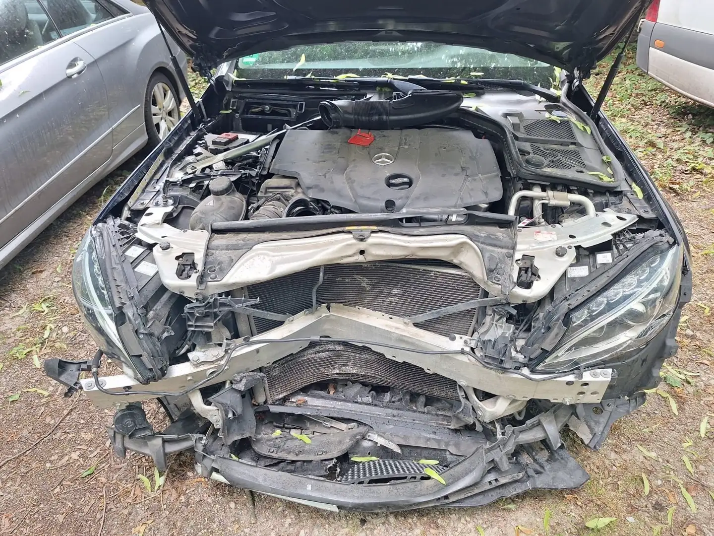 Mercedes-Benz C 220 d T Avantgarde*HeadUp*StHz*Frontschaden* Kék - 2