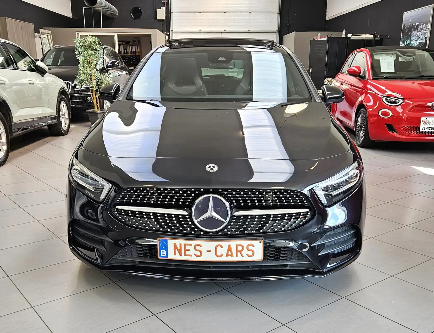 Mercedes-Benz A 180 PACK AMG ,CUIR,GPS,TOIT PANO,CAMERA,LED MULTIBEAM Zwart - 2