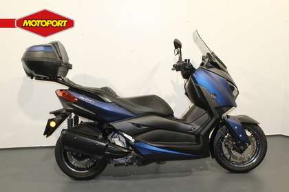 Yamaha X-Max 300