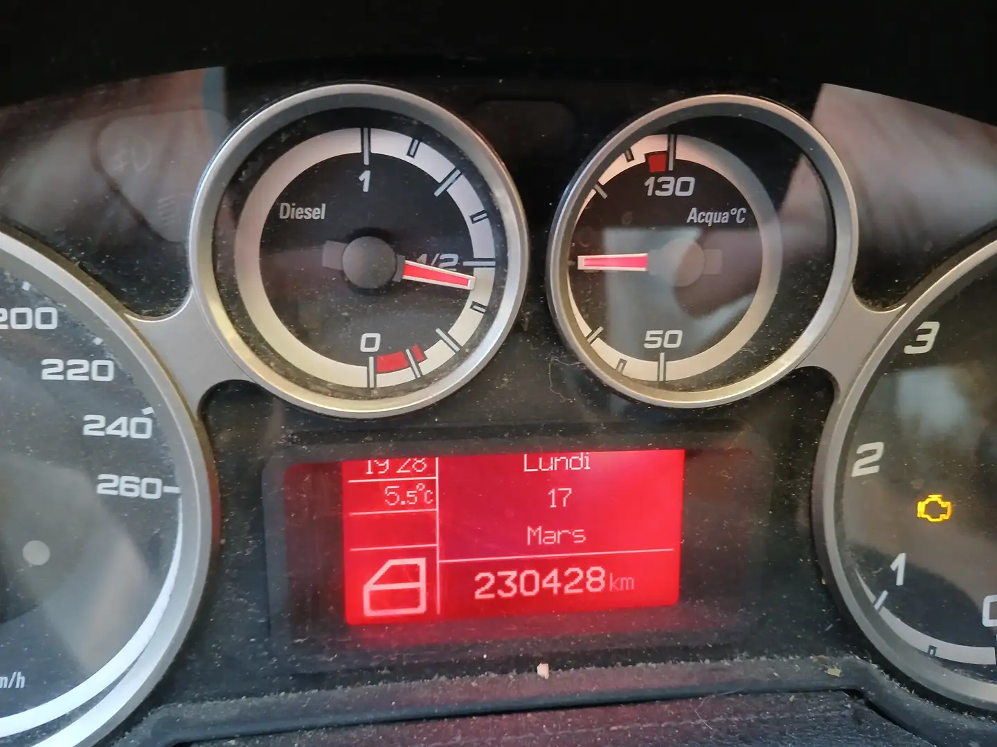 Alfa Romeo MiTo Mito 1.3 JTD Multijet Junior Start Noir - 1