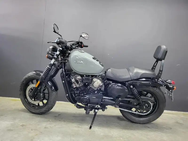 Hyosung Aquila 125 - foto 7