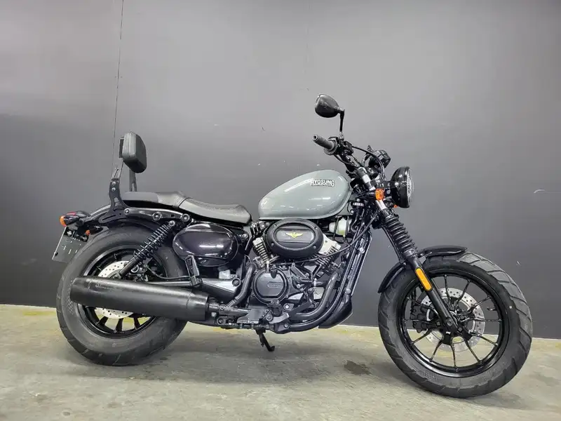 Hyosung Aquila 125 - foto 2